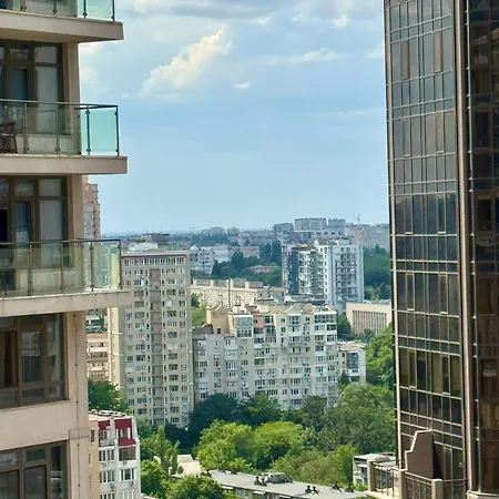 Elegia Park Skyline Apartment